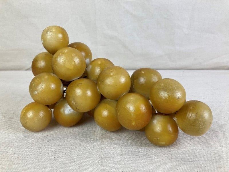 Stone Fruit Alabaster Grapes (1 of 5)