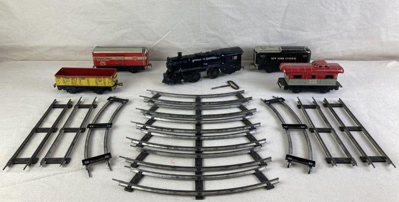 Marx Tin Wind-Up Train Locomotive (1 of 17)