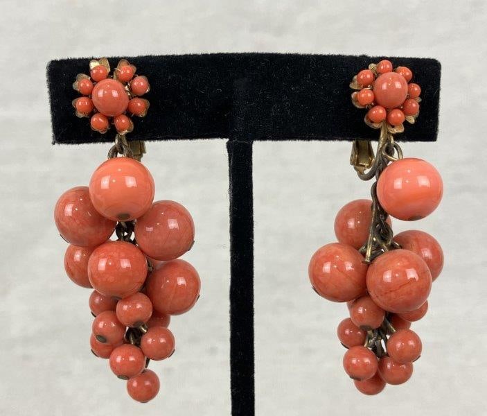 Vintage Miriam Haskell Glass Bead Earrings (1 of 6)