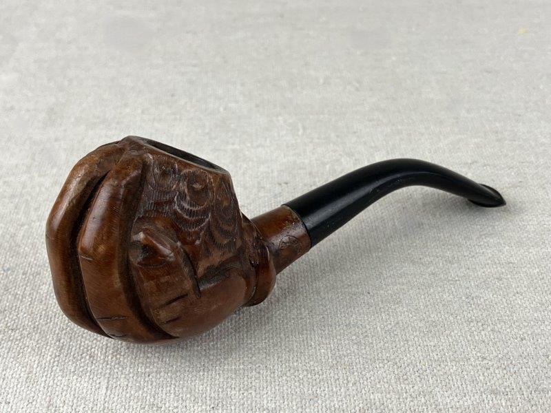 Folk Art Hand-Carved Briar Pipe (1 of 6)