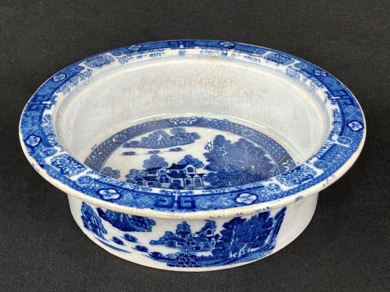 Pearlware Blue Willow Bowl (1 of 8)