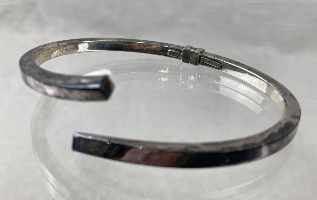 Dyadema Modernist Sterling Silver Bypass Cuff Bracelet - 2