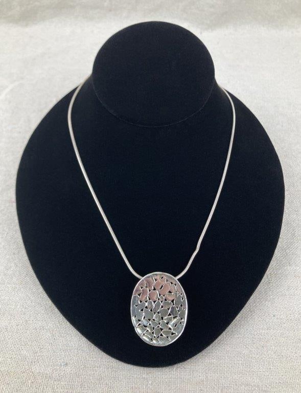 Sterling Silver Hammered Disc Necklace (1 of 4)