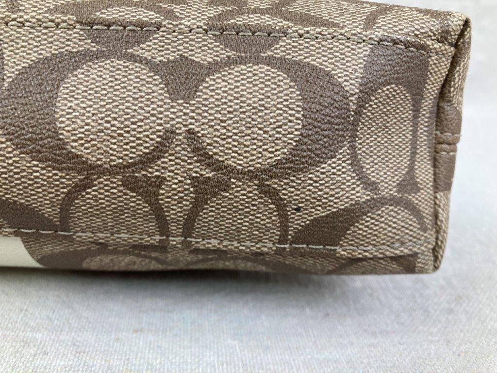 Vintage Coach Signature Stripe Shoulder Bag - 12