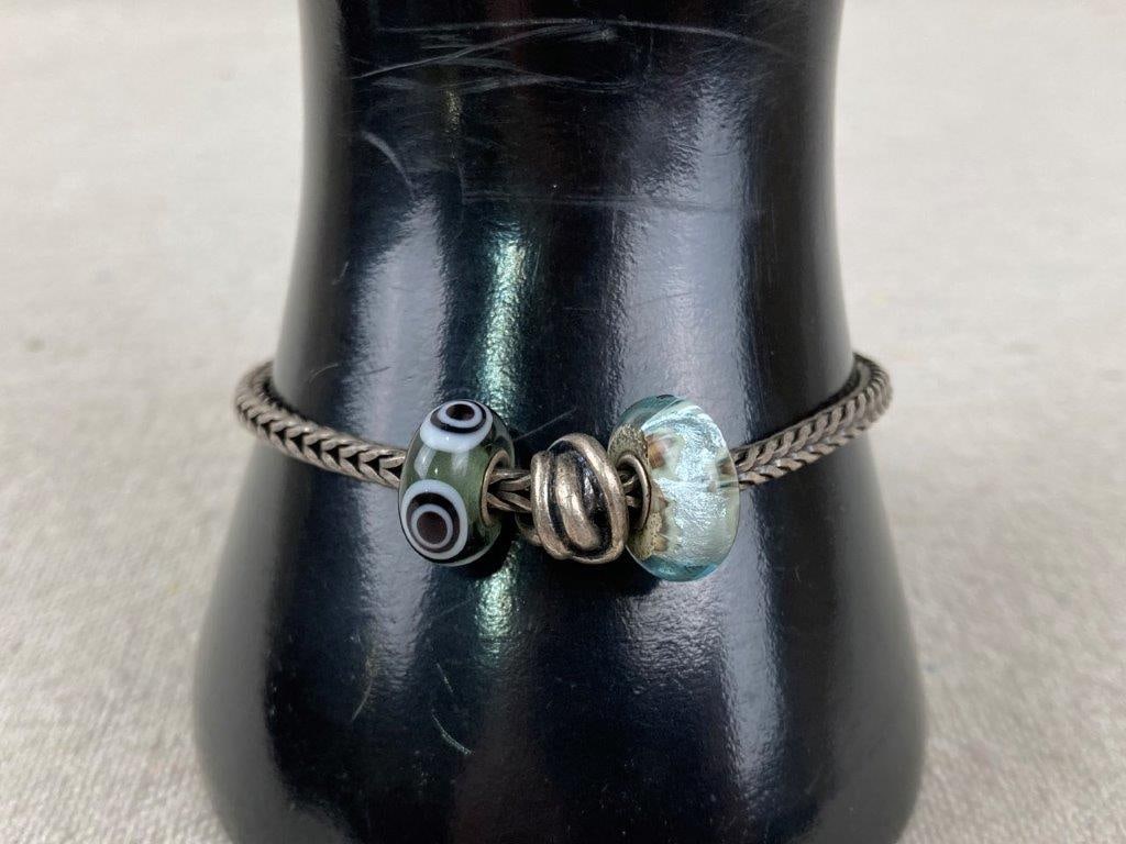Sterling Silver Bracelet with Art Glass Beads (1 of 4)