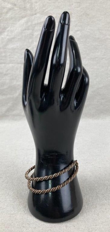 Seven-Piece Bangle Bracelet Assortment - 6