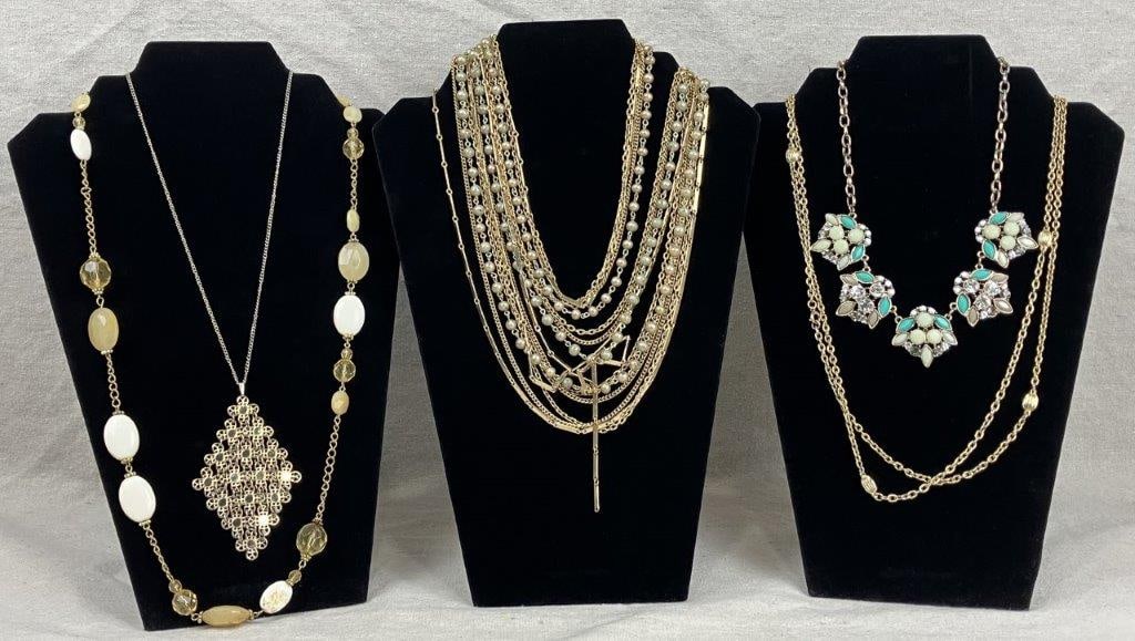Five Goldtone Costume Jewelry Necklaces (1 of 10)