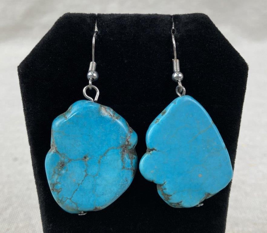 Turquoise-Toned Bead Necklace and Earring Assortment - 4