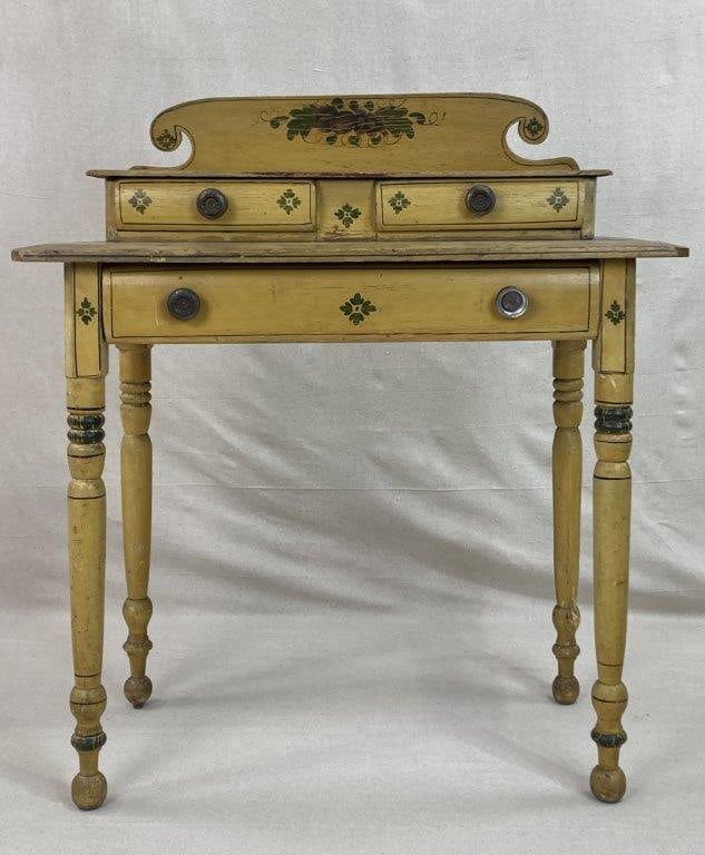 19th Century Sheraton Dressing Table - 3