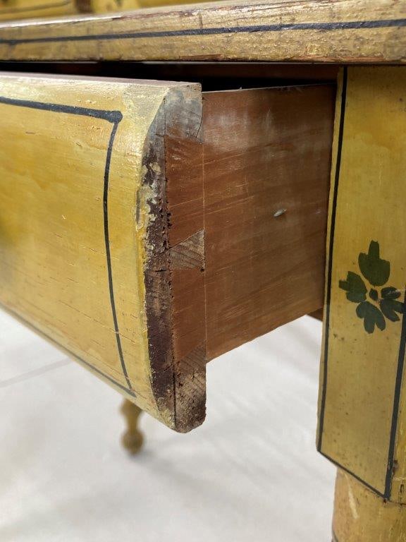 19th Century Sheraton Dressing Table - 6