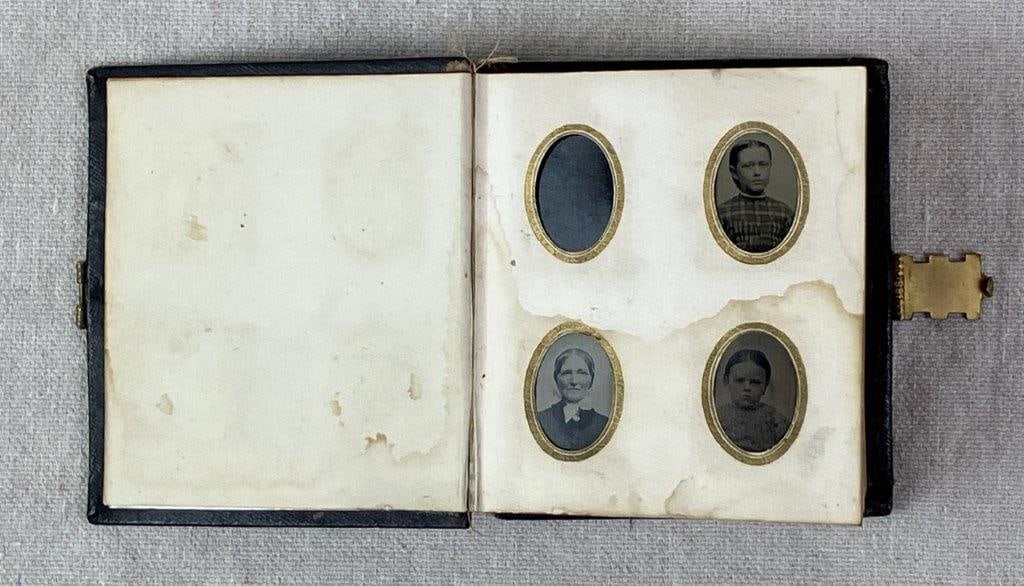 Late 19th Century J. E. Tilton and Co Gem Tintype Photo Album - 5