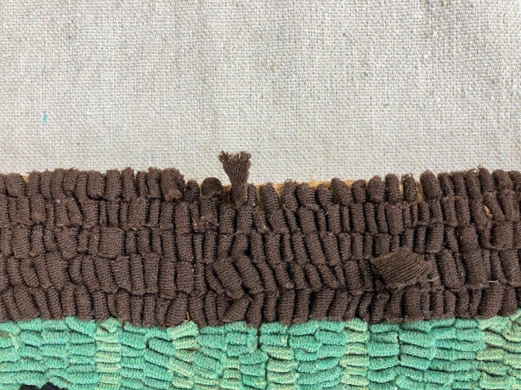 Antique Folk Art Hooked Hunting Dog Rug - 4