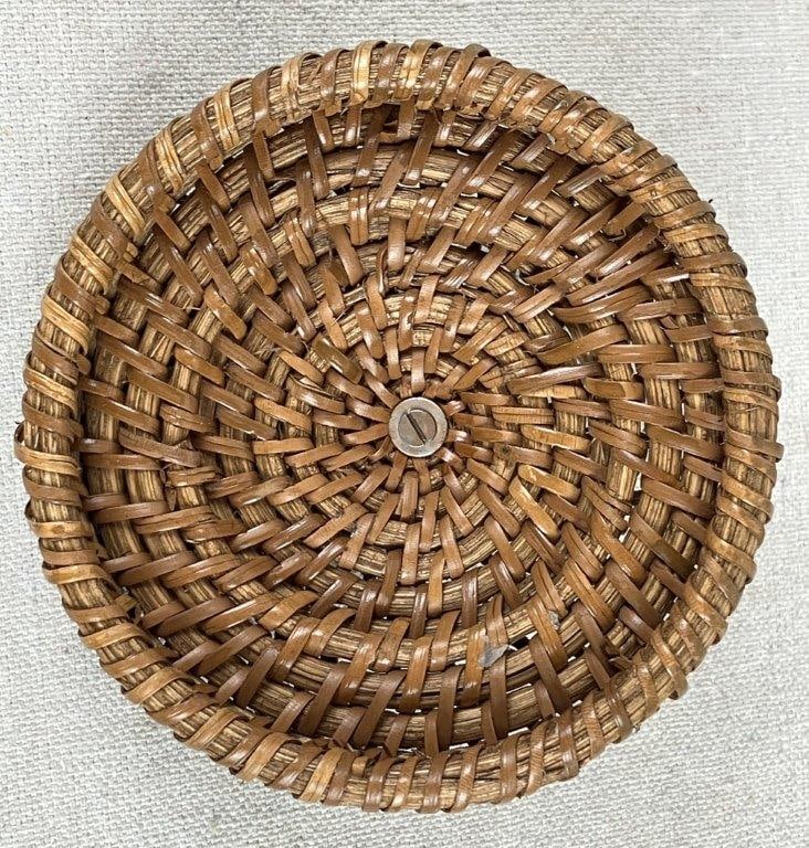 Small Lidded Rattan Basket - 6