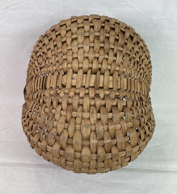 Country Buttocks Basket - 9