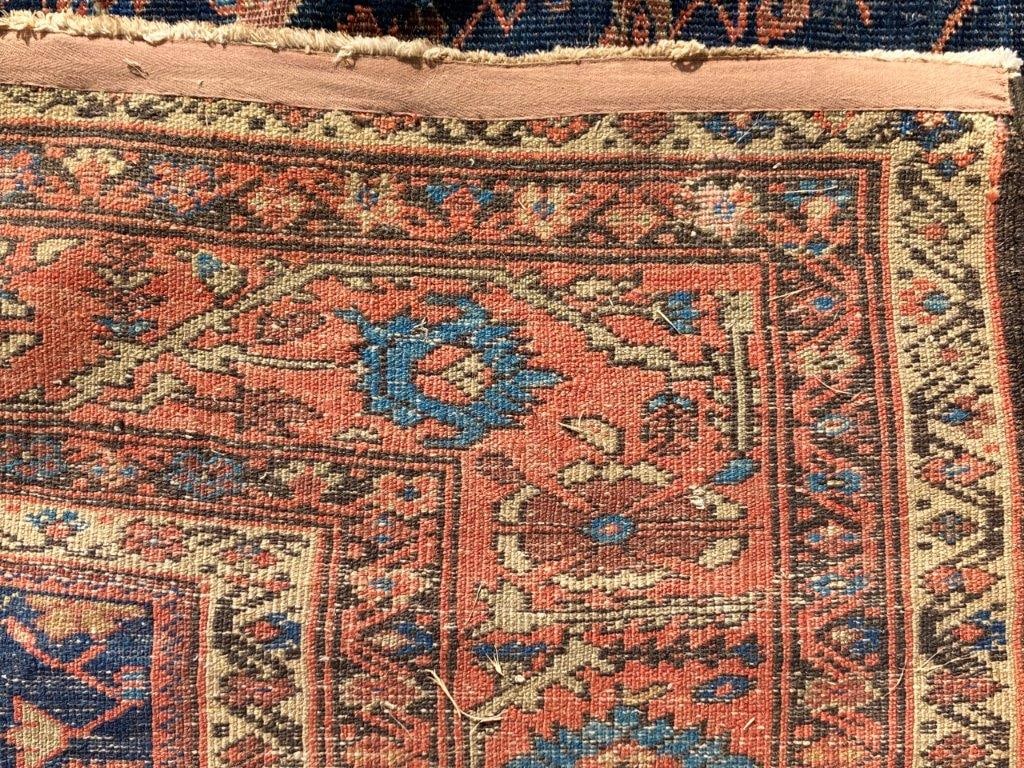 Hand-Knotted Sarouk Rug - 6