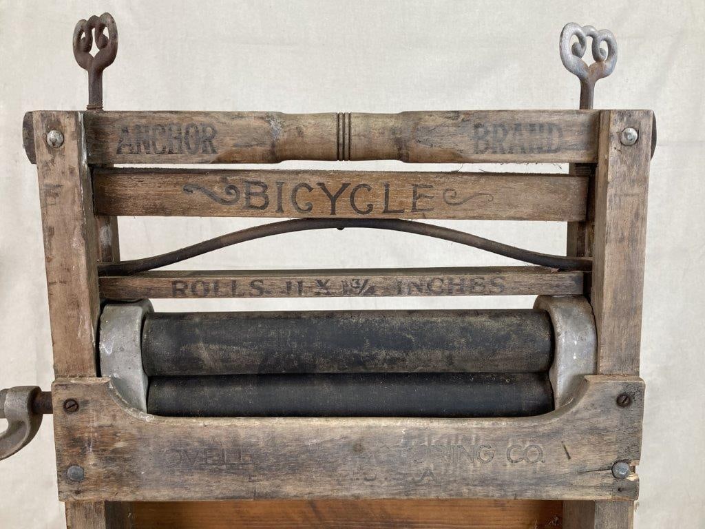 Antique Anchor Brand Folding Bench Clothes Wringer - 8