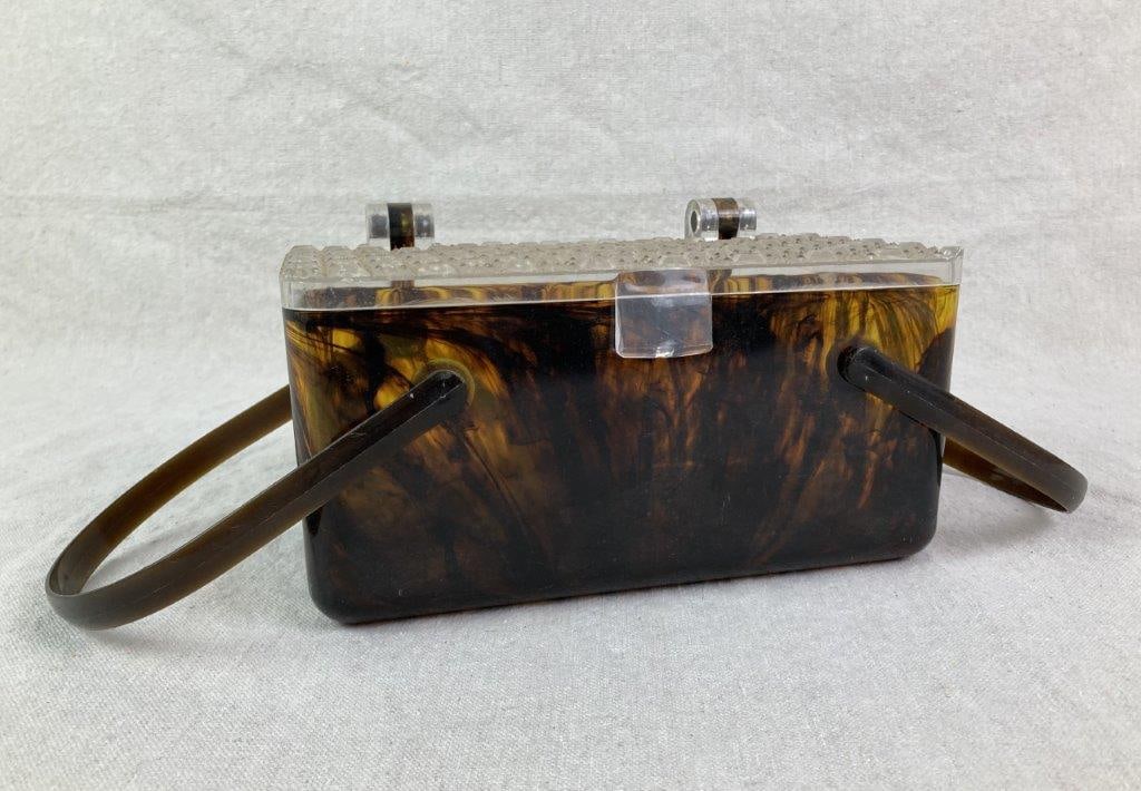 Vintage Lucite Box Purse (1 of 10)