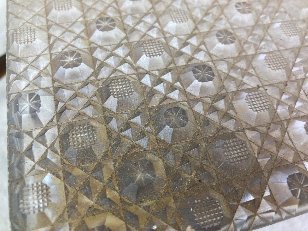 Vintage Lucite Box Purse - 3