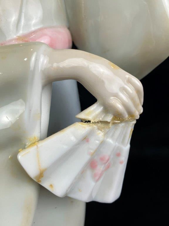 Two Japanese Porcelain Figural Lamps - 10