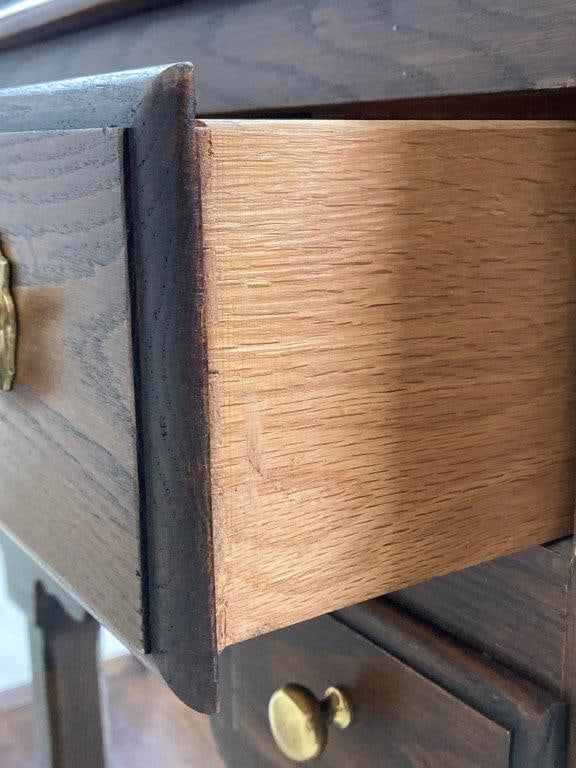 Oak Conant Ball Traditional Server - 7