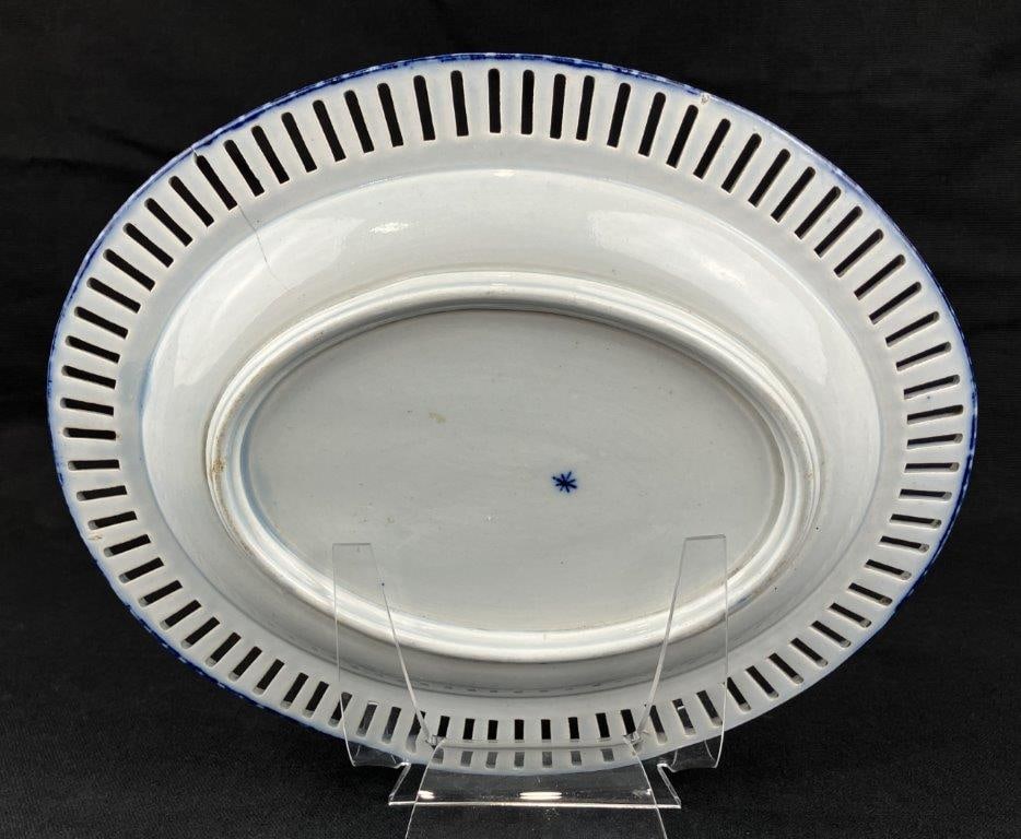 English Pearlware Pierced Chinoiserie Plate - 4