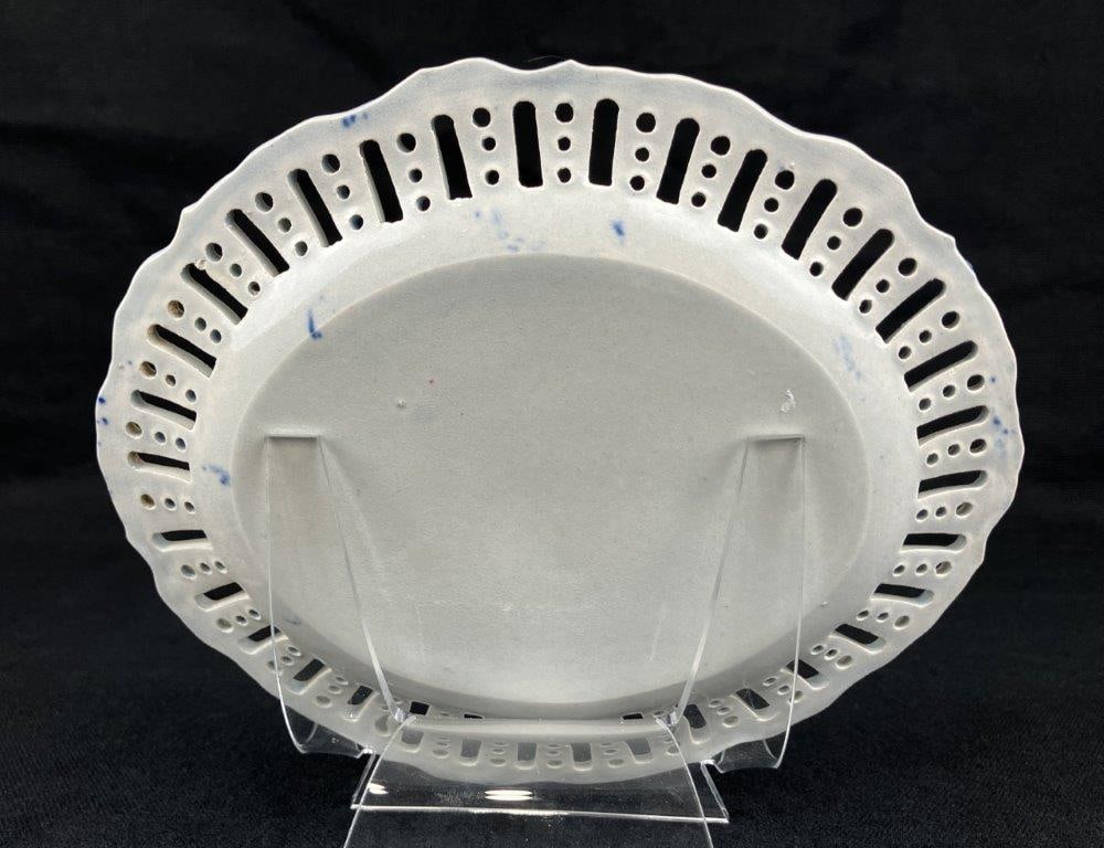Small Staffordshire Pearlware Decorated and Pierced Plate - 3