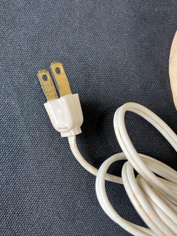 Mid Century Modern Ceramic Holland Mold Lamp Pair - 4