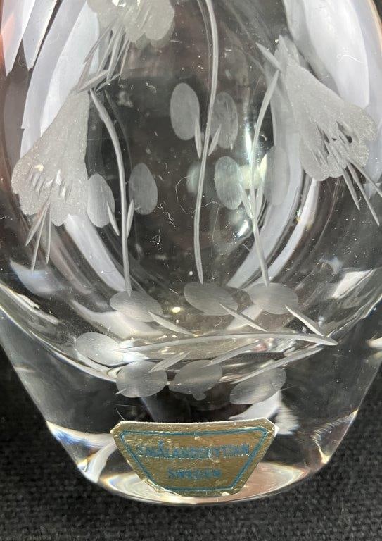 Mid-Century Modern Swedish Art Glass Bud Vase - 3