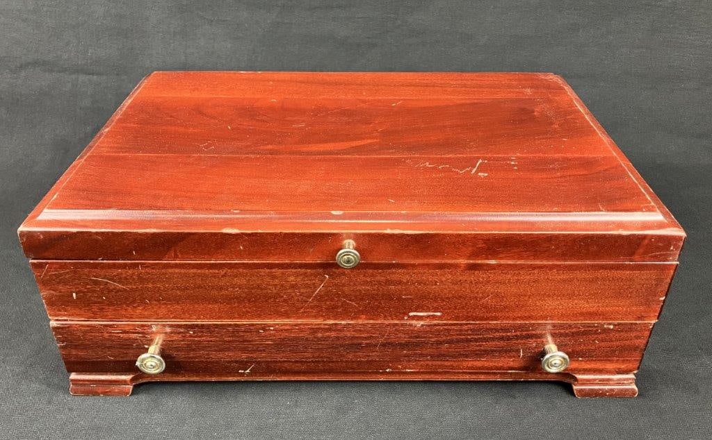 77-Piece Fiddle Shell by Towle Silverplate Flatware Set - 12