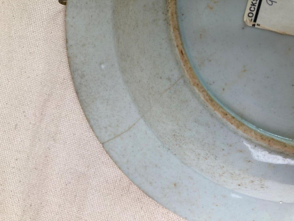 Two Japanese Imari Porcelain Plates - 7