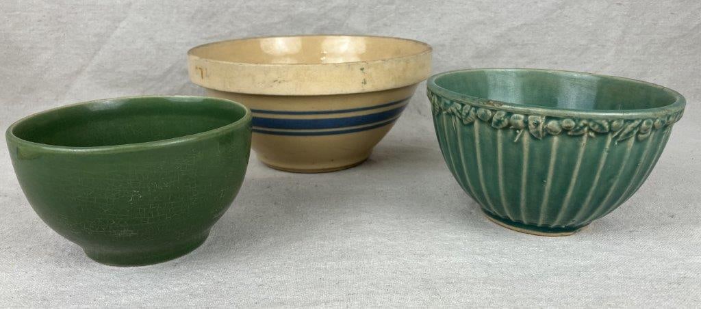 Vintage Yellow Ware Bowl with Two Green Bowls (1 of 20)