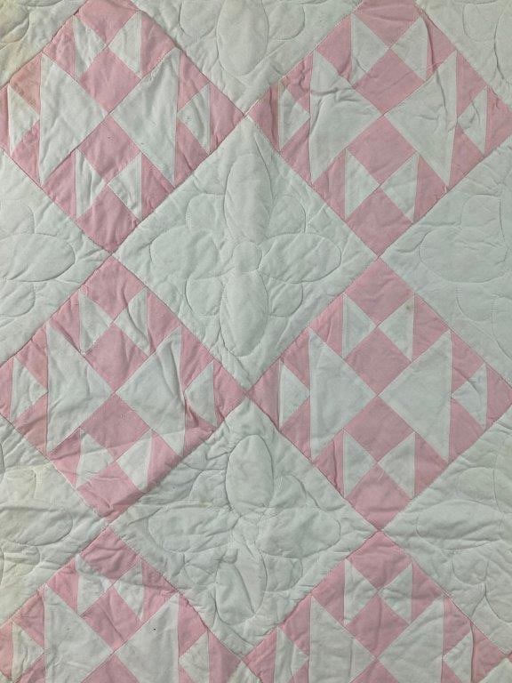 Geometric Pattern Antique Quilt - 2