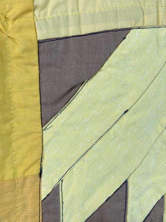 Pineapple Pattern Quilt - 3