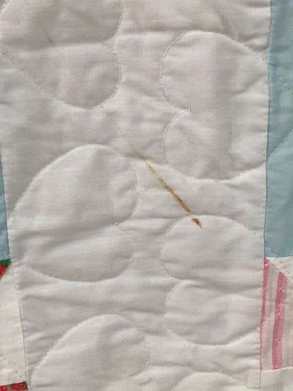 Pinwheel Pattern Quilt - 4