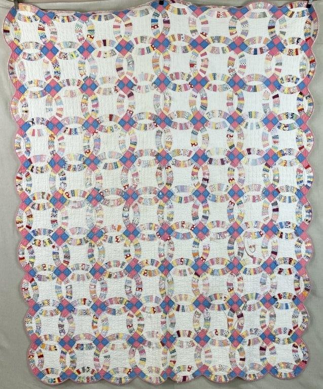 Double Wedding Ring Quilt (1 of 10)