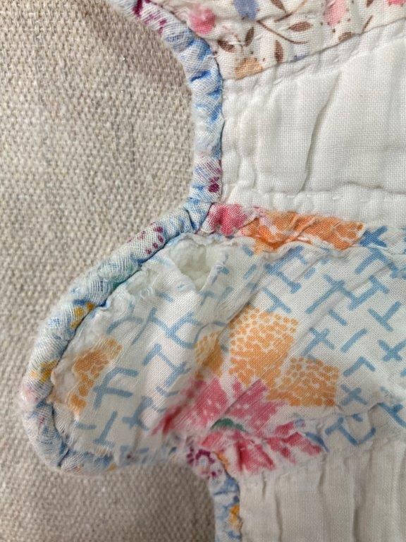 Dresden Plate Pattern Quilt - 4