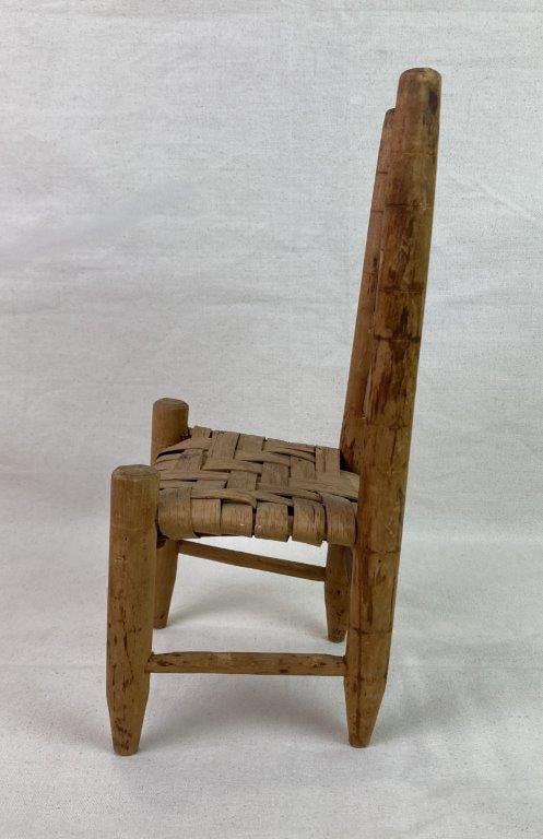 Three Small Country Chairs - 7