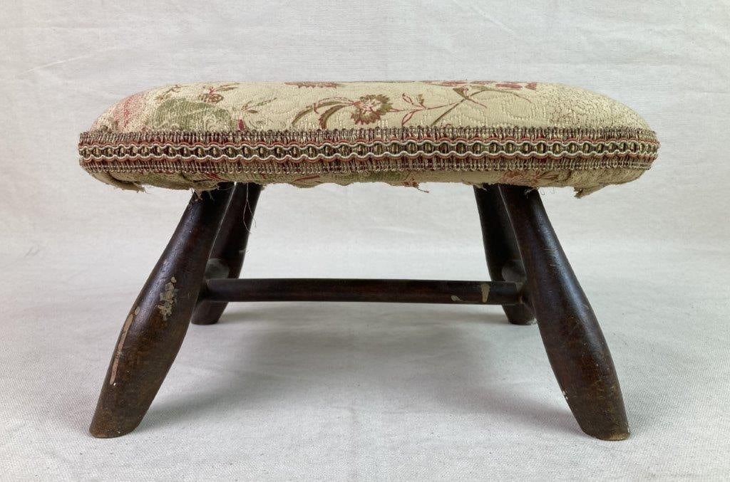 Two Vintage Victorian Style Footstools - 3