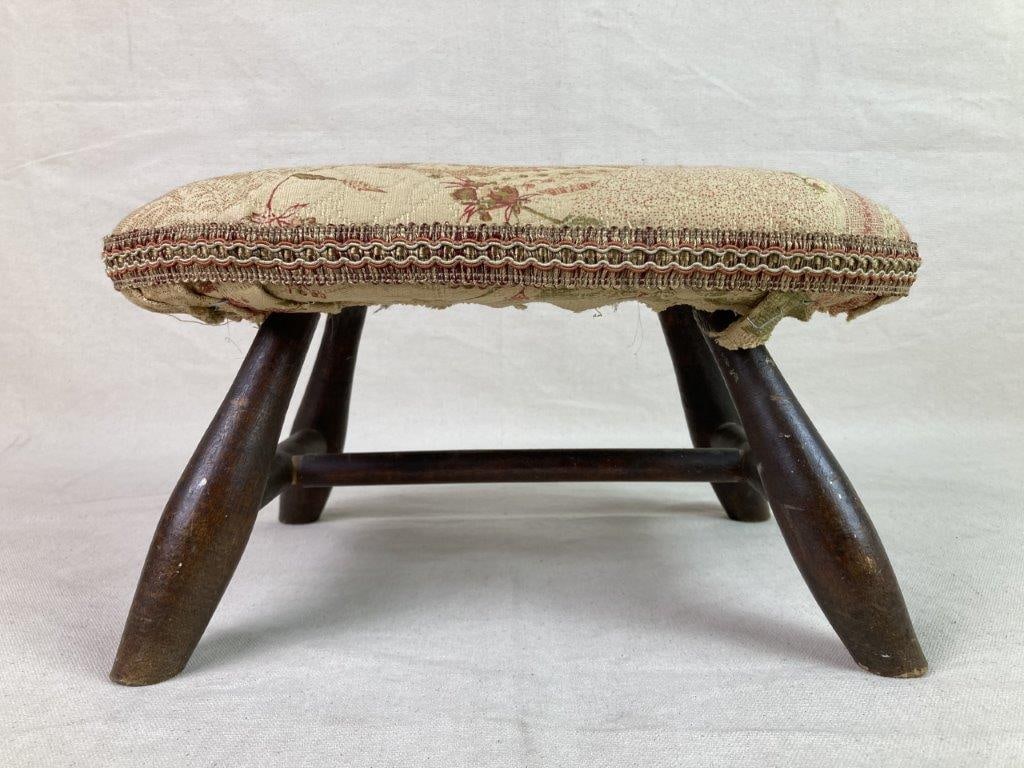Two Vintage Victorian Style Footstools - 7