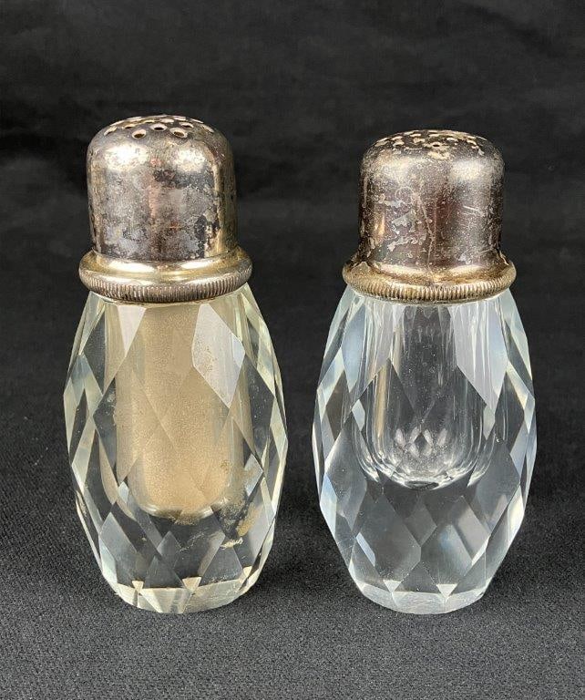 Sugar Shakers and Salt & Pepper Shaker Pair - 3