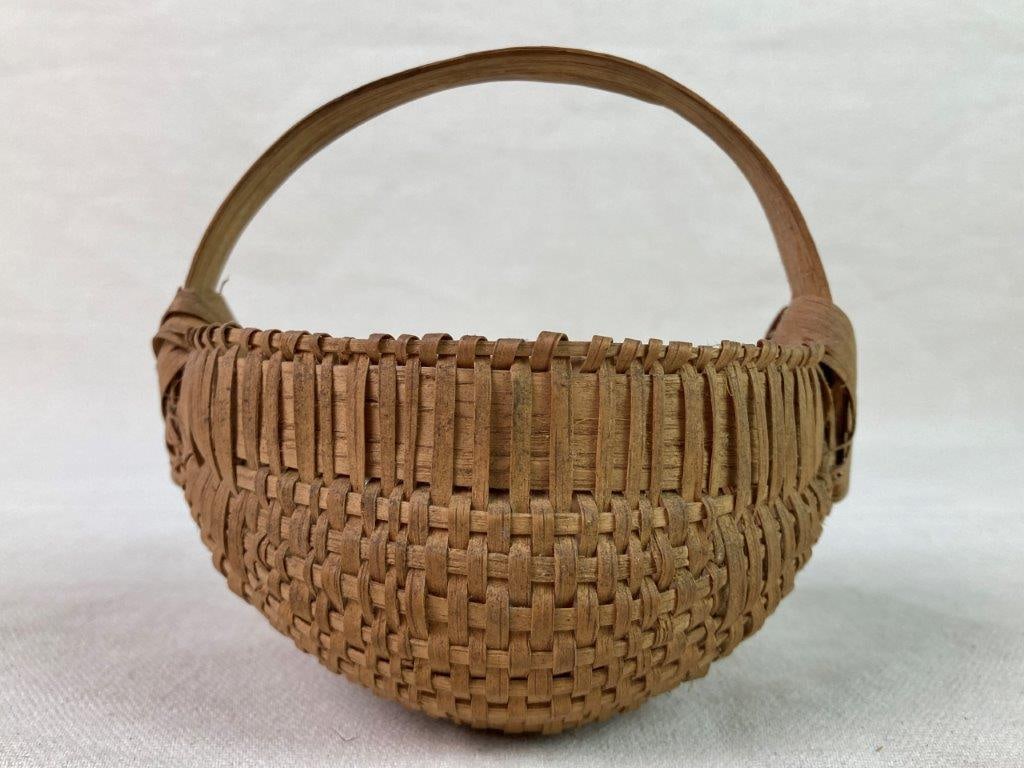 Small Country Buttocks Basket - 3