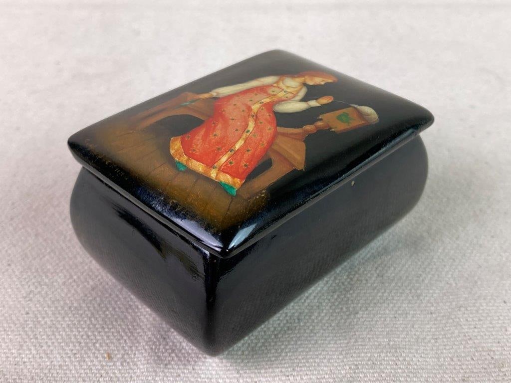 Russian Lacquer Box (1 of 9)