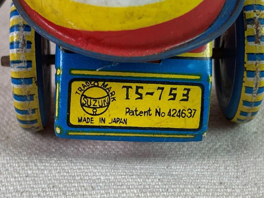 Vintage Suzuki Santa Tricycle Toy - 5