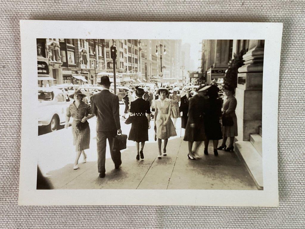 Eight Mid-20th Century NYC Street Photographs - 4
