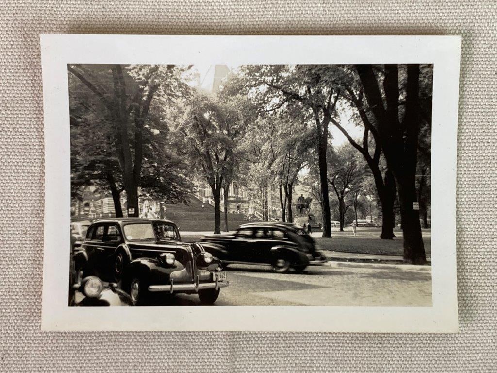 Eight Mid-20th Century NYC Street Photographs - 6