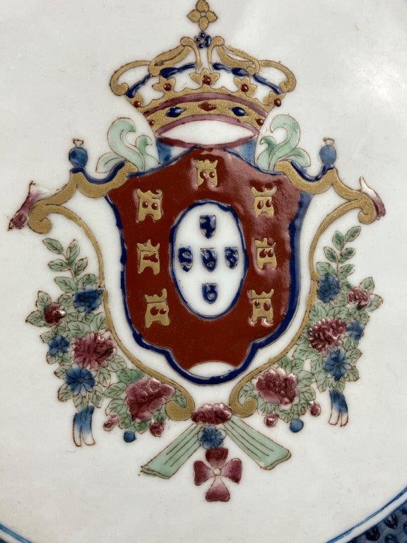 Chinese Export Ware Armorial Crested Plate Pair - 2