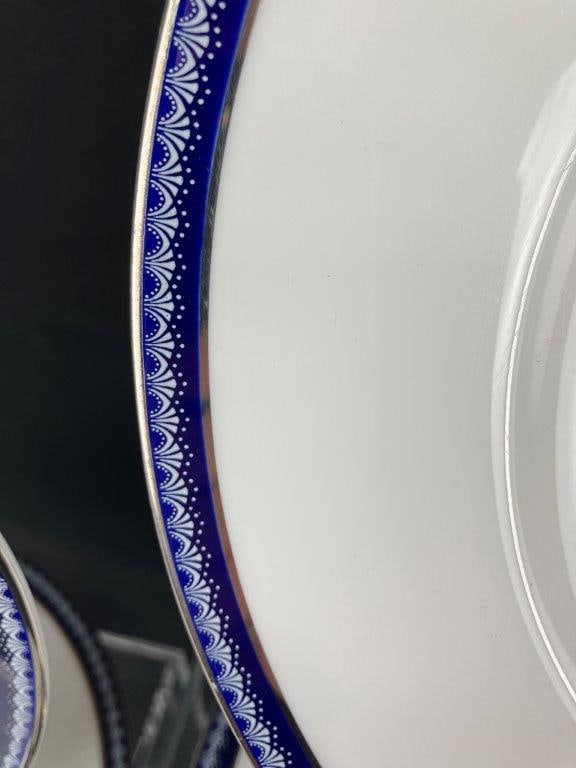 Twenty Pieces of Royal Worcester China - 3