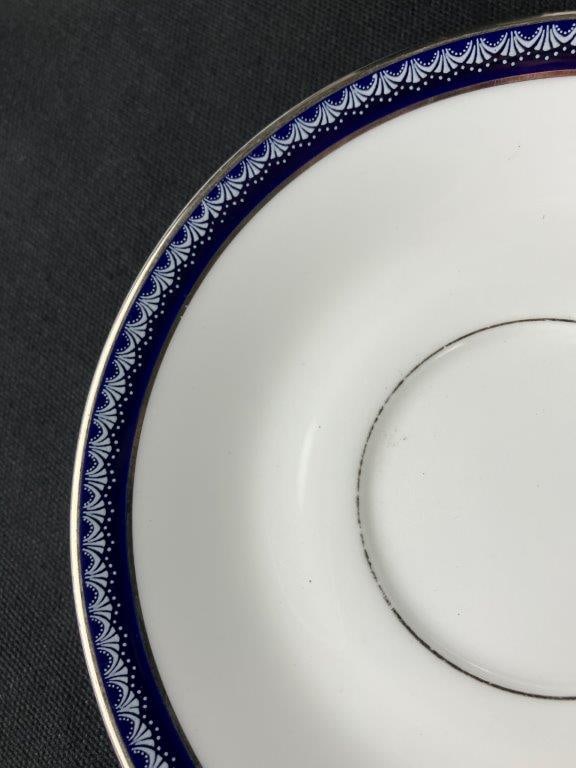 Twenty Pieces of Royal Worcester China - 6