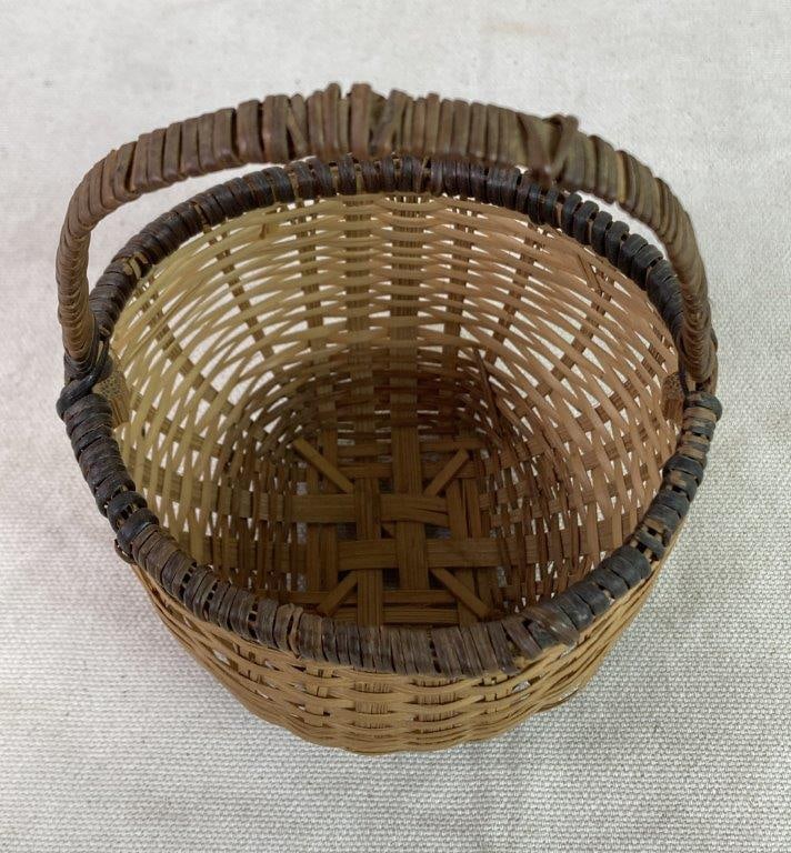 Small Country Gathering Basket - 2