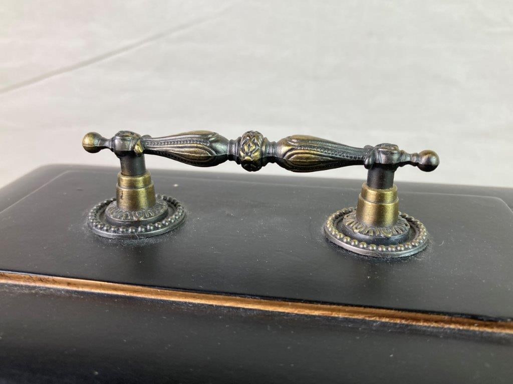 Vintage Painted Black Lacquered Box - 5